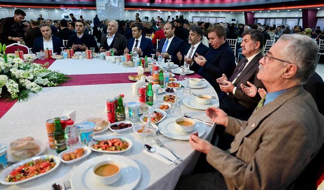 TSO İftarında Erzincan Protokolü ve İş Dünyası Aynı Sofrada Buluştu