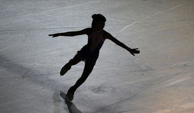 "Yetenek mi, Matematik mi? Yerçekimine Meydan Okuyan Dönüşlerin Şifresi Çözüldü!