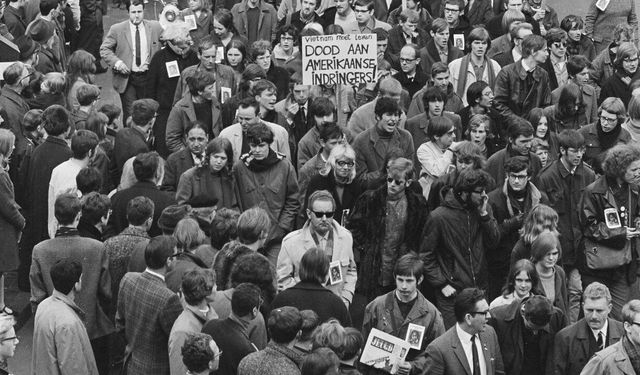 Zamanın Kırılma Noktası! Dünyayı Sarsan Gençlik Atomu