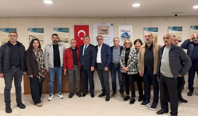 Kartal’da Erzincan Rüzgârı: Tarihi Fotoğraflar Sergisi Yoğun İlgi Gördü