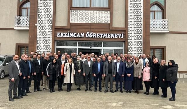 Erzincan’da Ortak İl Divan Toplantısı: Eğitim Çalışanlarının Sorunları Masaya Yatırıldı