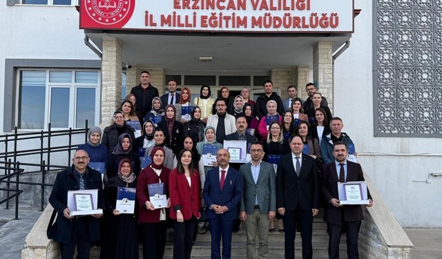 Erzincan’da 106 Kalite Etiketi ve 4 Okula eTwinning Ödülü