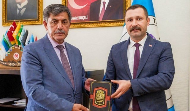 Erzincan’da Üçlü Görüşme: Gençlik Ve Fikir Eserleri Masaya Yatırıldı