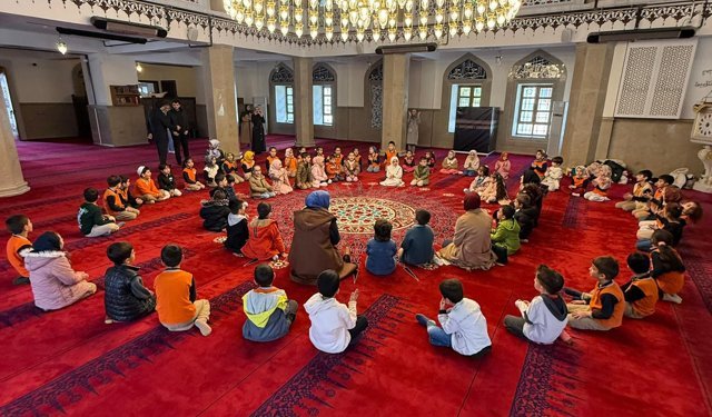 İliç’te ÇEDES Yıl Sonu Şenliği: Öğrenciler Değerleriyle Buluştu