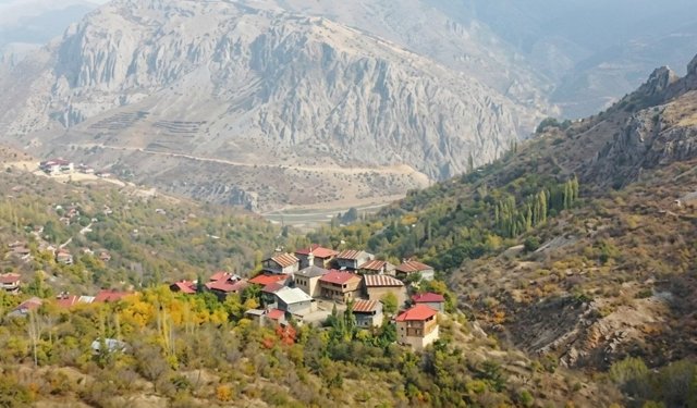 Kemaliye’nin Büyüleyici Doğası Müzikle Buluştu (VİDEO)