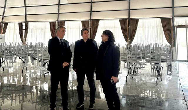 Prof. Dr. Kavukcu Kemah’ta Sahne Alacak