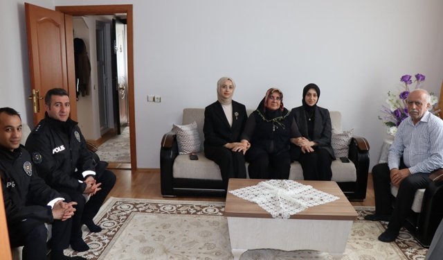 Tercan Kaymakamı’ndan Şehit Ailesine Anlamlı Ziyaret