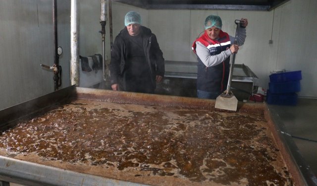 Üzümlü’den Türkiye’ye et sevkiyatı