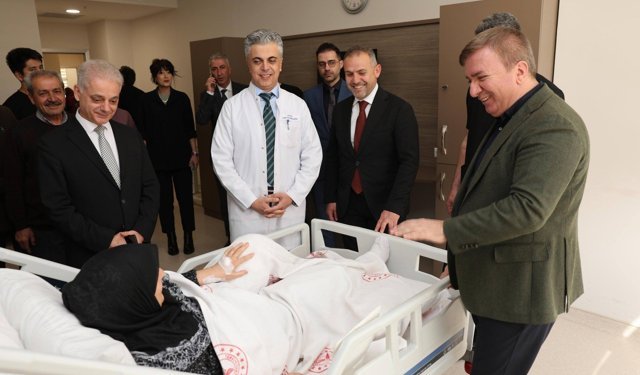 Vali Aydoğdu’dan Hastalara Moral Ziyareti