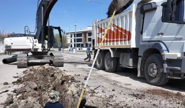 Yağışlara Karşı Altyapı Çalışmaları Devam Ediyor