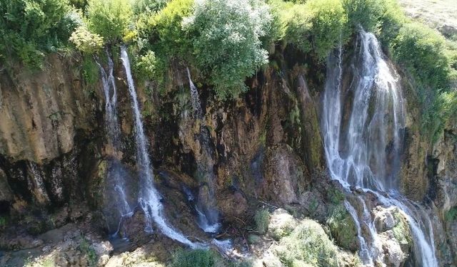 Kar Suları Girlevik’i Coşturdu