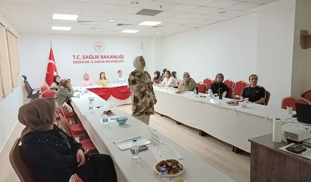 Erzincan’da “Her Gebeye Bir Ebe” Uygulaması İçin Eğitim Programı Düzenlendi