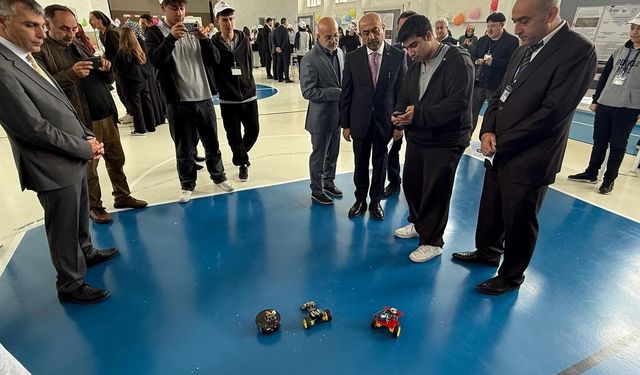 Erzincan’da Öğrencilerden Bilim Dolu Fuar