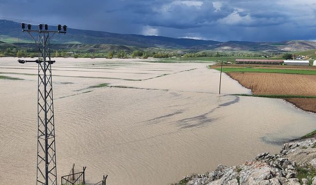 Karasu Taştı, Tarlalar Sular Altında