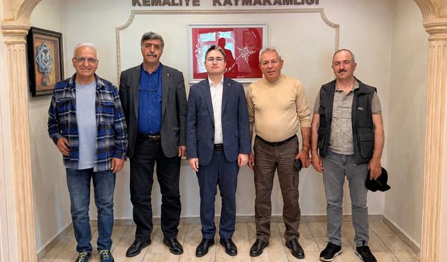 Kemaliye’de Köy Muhtarlarından Kaymakam Arıkan’a Ziyaret