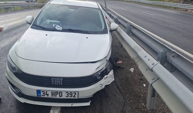 Tercan’da Trafik Kazası: Bariyerlere Çarpan Araçta 1 Çocuk Yaralandı