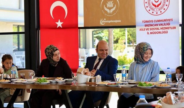 Erzincan’da Üç Kuşak Aynı Sofrada Buluştu