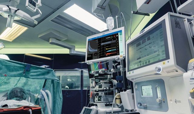 Ameliyathanede Yeni Dönem: Düşük Akımlı Anestezi Serebral Oksijenizasyonu Koruyor