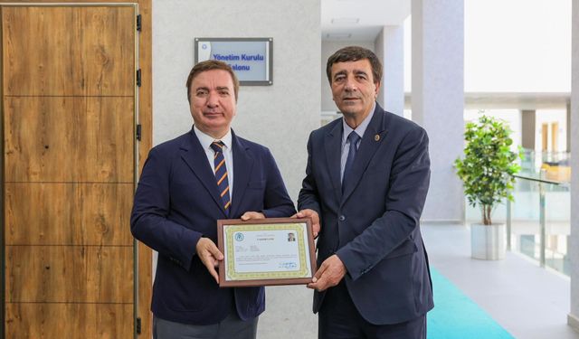 Eğitime Katkı Ödüllendirildi