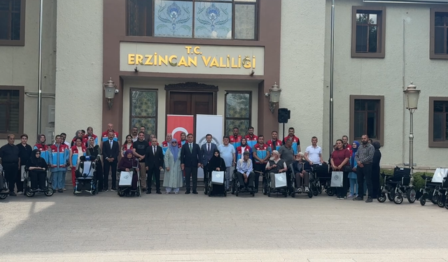 Erzincan’da Engelli Vatandaşlara 17 Akülü Araç Desteği (VİDEO)