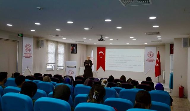 Erzincan’da Hizmet İçi Eğitim Devam Ediyor