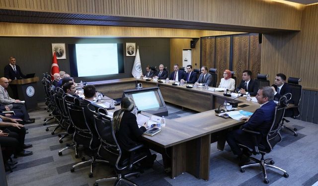 Erzincan’da Köylerin Yol Haritası Çizildi