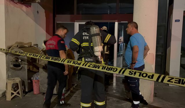Fevzipaşa Çarşısı’nda Gece Yangını: Ekipler Seferber Oldu (VİDEO)