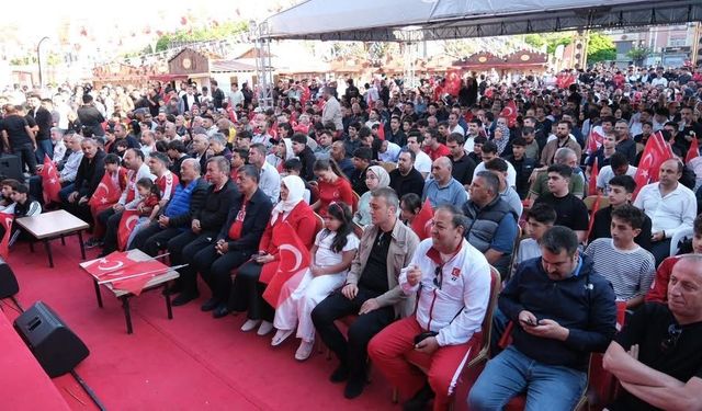 Erzincanlılar Ay-Yıldızlılar İçin Tek Yürek Oldu