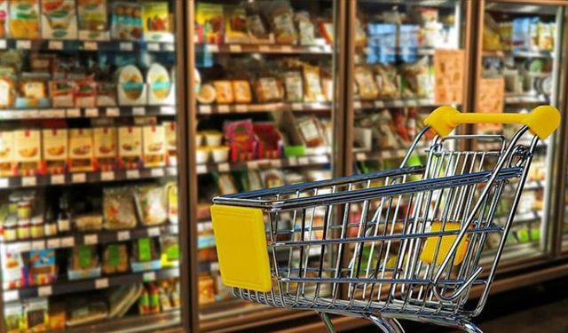 Perakende Satışta Rekor Artış, Toptan Satışta Sert Düşüş