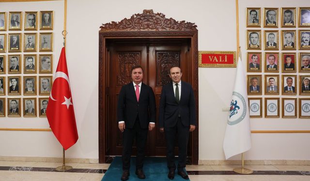 Mülkiye Müfettişi Mustafa Temiz’den Vali Hamza Aydoğdu’ya Ziyaret