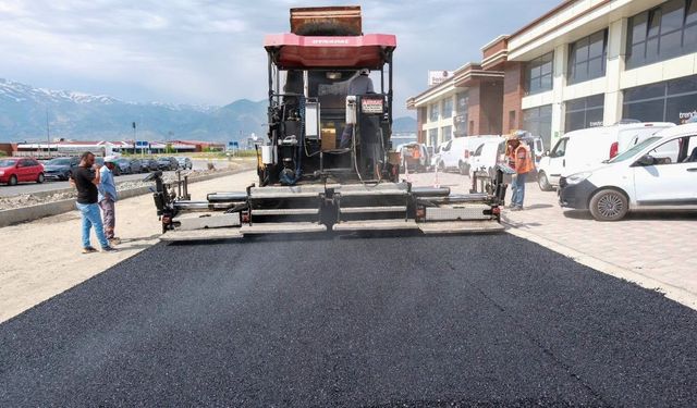 Yeni Sanayi’de Asfalt Mesaisi