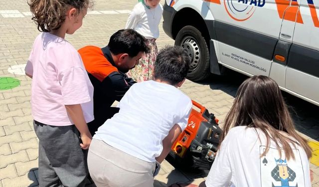 AFAD'dan Müftülük Spor Kulübü Öğrencilerine Afet Farkındalık Eğitimi