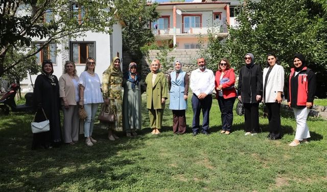 Koruyucu Aileye Anlamlı Ziyaret