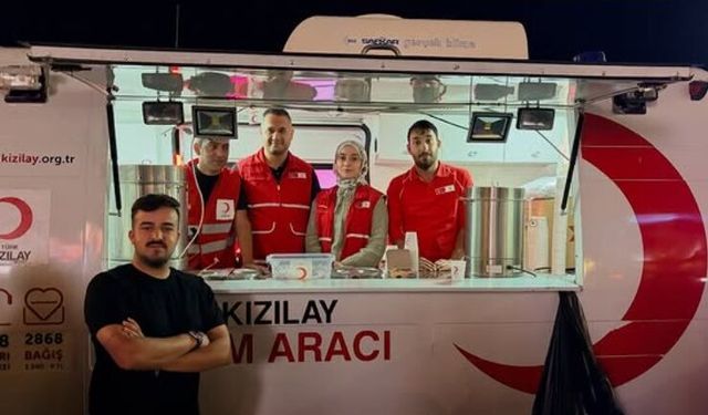 Kızılay’ın Şefkat Eli Dörtyol Meydanı’ndaydı