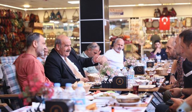 Esnaf ve İş İnsanları Kahvaltı Programında Buluştu