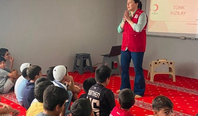 Geleceğin Sporcuları Kızılay Buluşmasında Hem Öğrendi Hem Eğlendi