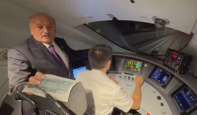 Hızlı Trende Dikkat Çeken Yolculuk