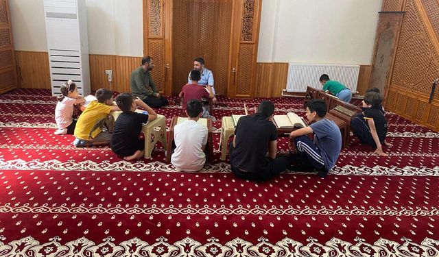 İliç Müftüsü Karasu'dan Yaz Kur’an Kurslarına Ziyaret
