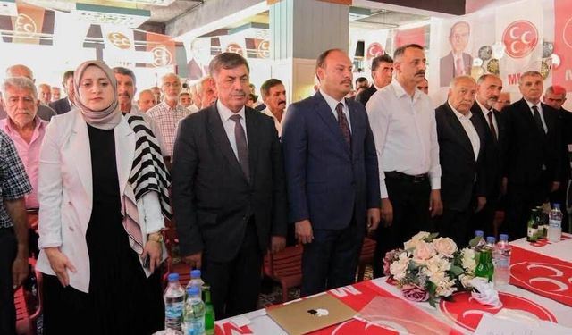MHP Kemah İlçe Başkanlığı Kongresi Yapıldı: Bekir Karakaya Göreve Seçildi