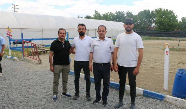 İl Müdürü Alper Koçaker'den Beybağı'ndaki Sera ve At Çiftliğine Ziyaret