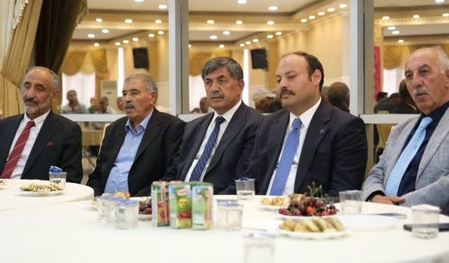 Üzümlü’de MHP Kongresi Tamamlandı: Lütfi Akdemir Güven Tazeledi