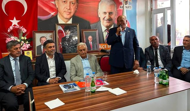 Binali Yıldırım, AK Parti Çayırlı Teşkilatıyla Bir Araya Geldi
