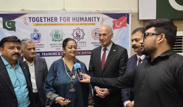 Gerontolog Dr. Kemal Aydın'a Pakistan'dan Büyük Ödül