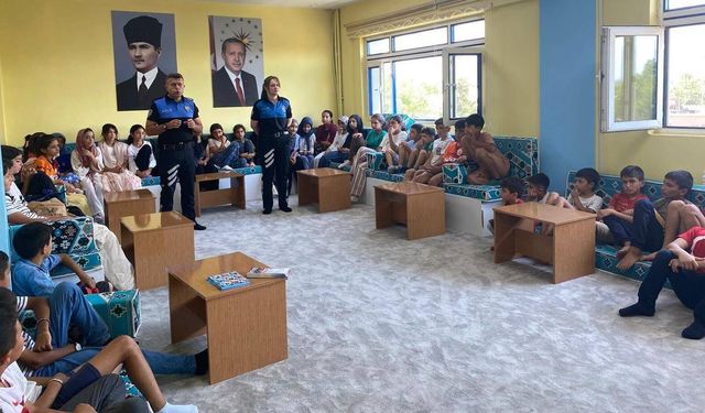 Değer Erzincan Spor Kulübü Öğrencilerine Emniyetten Güvenlik Eğitimi