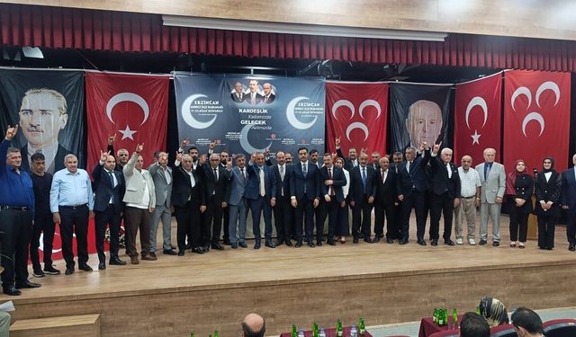Erzincan’da Üç Hilalli Kongre: Mustafa Erdem Çakırbay Güven Tazeledi