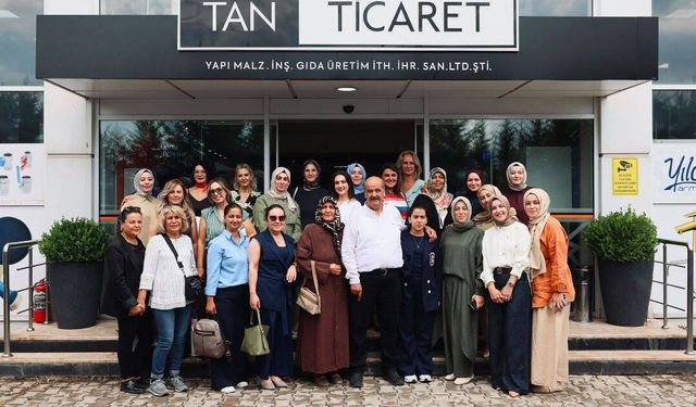 Kadın Girişimcilerden Erzincan Ticaret ve Sanayi Odası Adayı Süleyman Tan'a Ziyaret