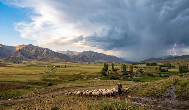 Hafta İçi Erzincan'da Sıcaklık Düşüyor ve Yağış Geliyor!