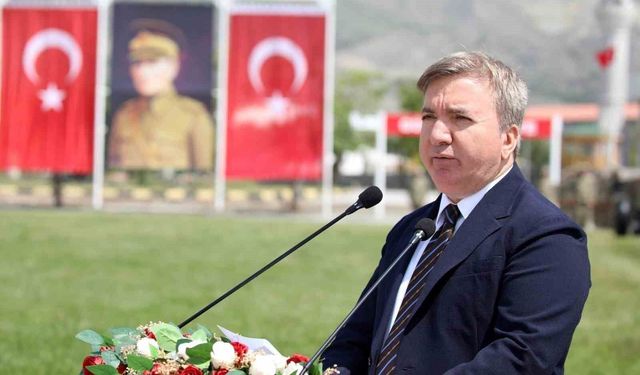 Vali Aydoğdu: 'Bağımsızlık meşalesi sonsuza dek yanacak'