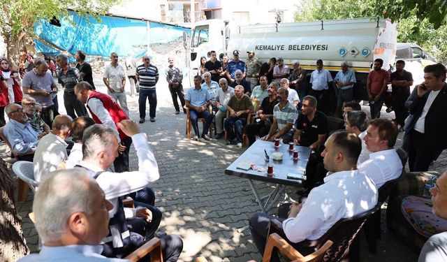 Vali Aydoğdu, yangından etkilenen Kışlacık köyünü ziyaret etti