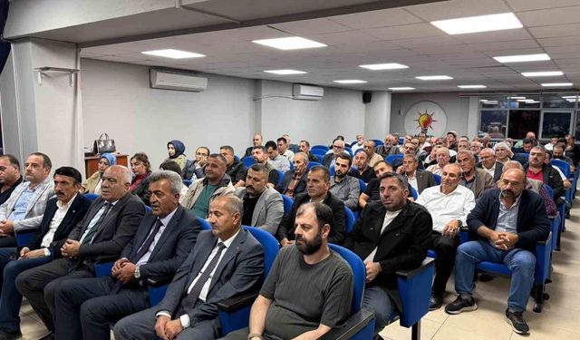 AK Parti Erzincan Merkez İlçe Başkanlığında haftalık toplantı yapıldı
